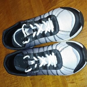 Vionic Alliance Shoes